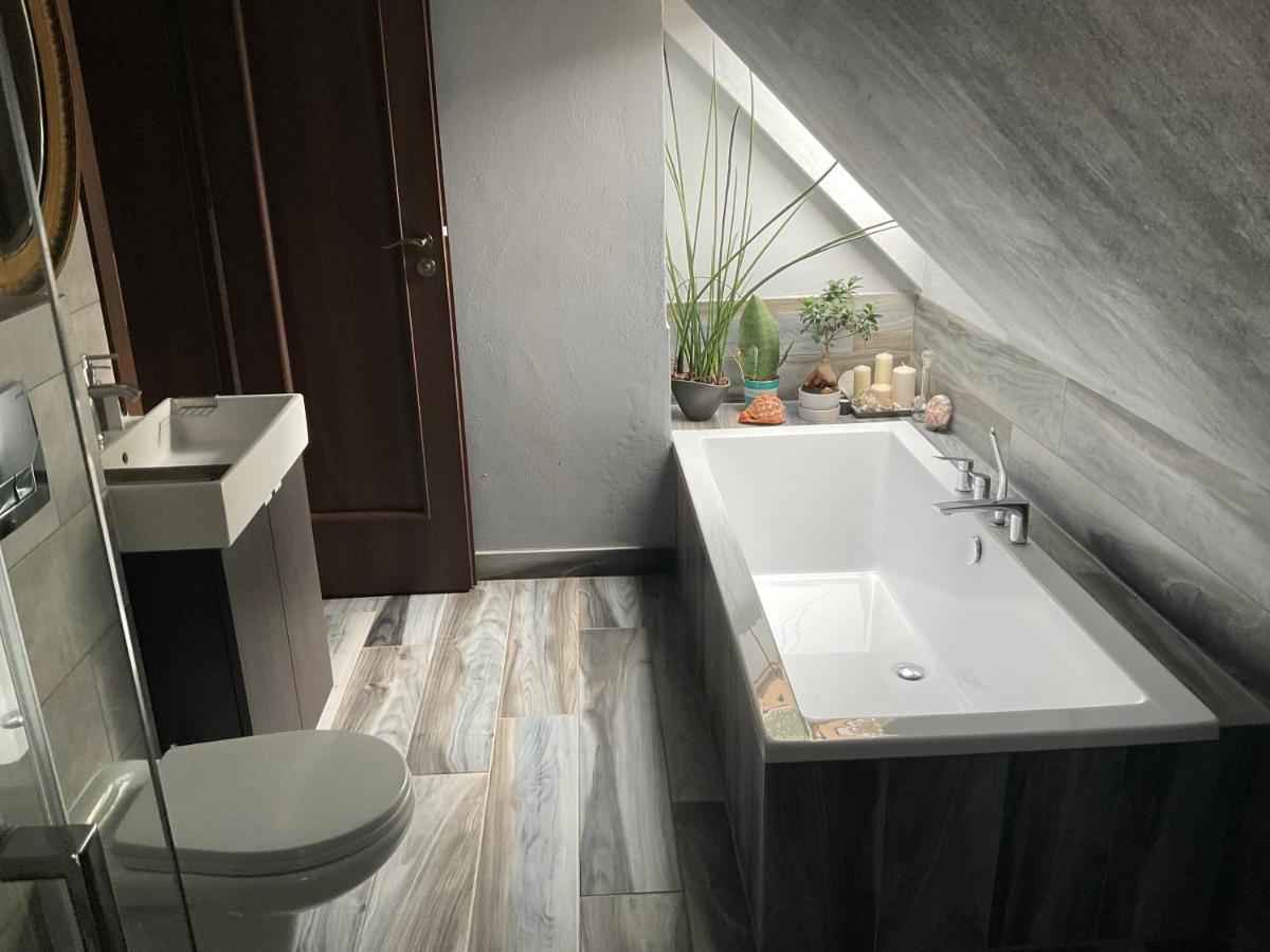 Apartamenty Jablonowa Zielona Góra Exterior foto
